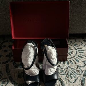 Tamara Mellow - navy sling backs NEW never worn. In original box.